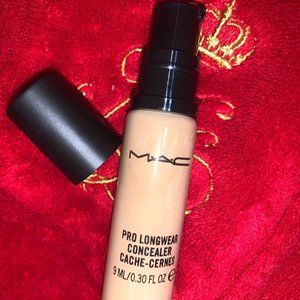 Mac Pro Longwear Concealer NC-30